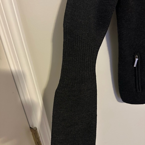 Ralph Lauren Black Sweater Zip Up 100 % Merino Wool Petite Size PP Cinch Elbow - Picture 2 of 6